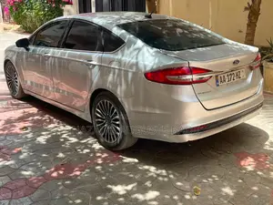Ford Fusion 2017 Gris