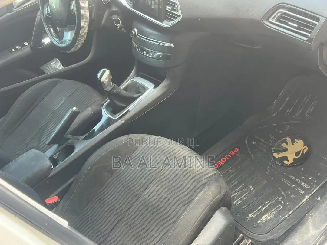 Peugeot 308 2014 Blanc