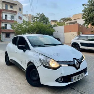 Renault Clio 2016 Blanc cassé