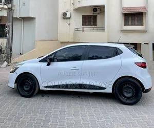 Renault Clio 2016 Blanc cassé