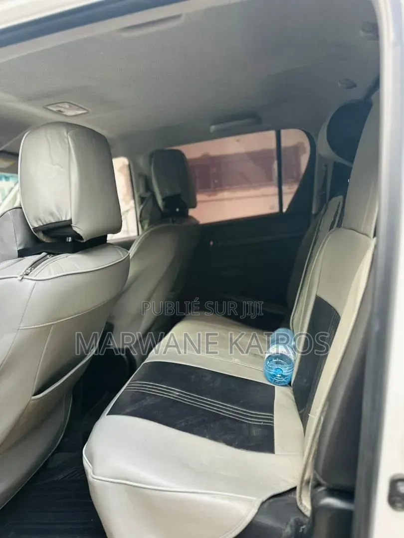 Toyota Hilux 2022 Blanc
