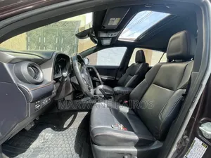 Toyota RAV4 2018 Bordeaux