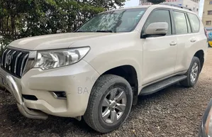 Toyota Land Cruiser Prado 2020 Blanc