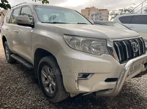 Toyota Land Cruiser Prado 2020 Blanc