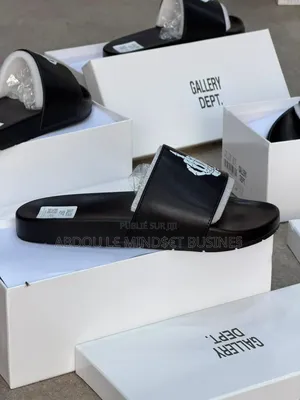 Sandal Gallery Dept Disponible