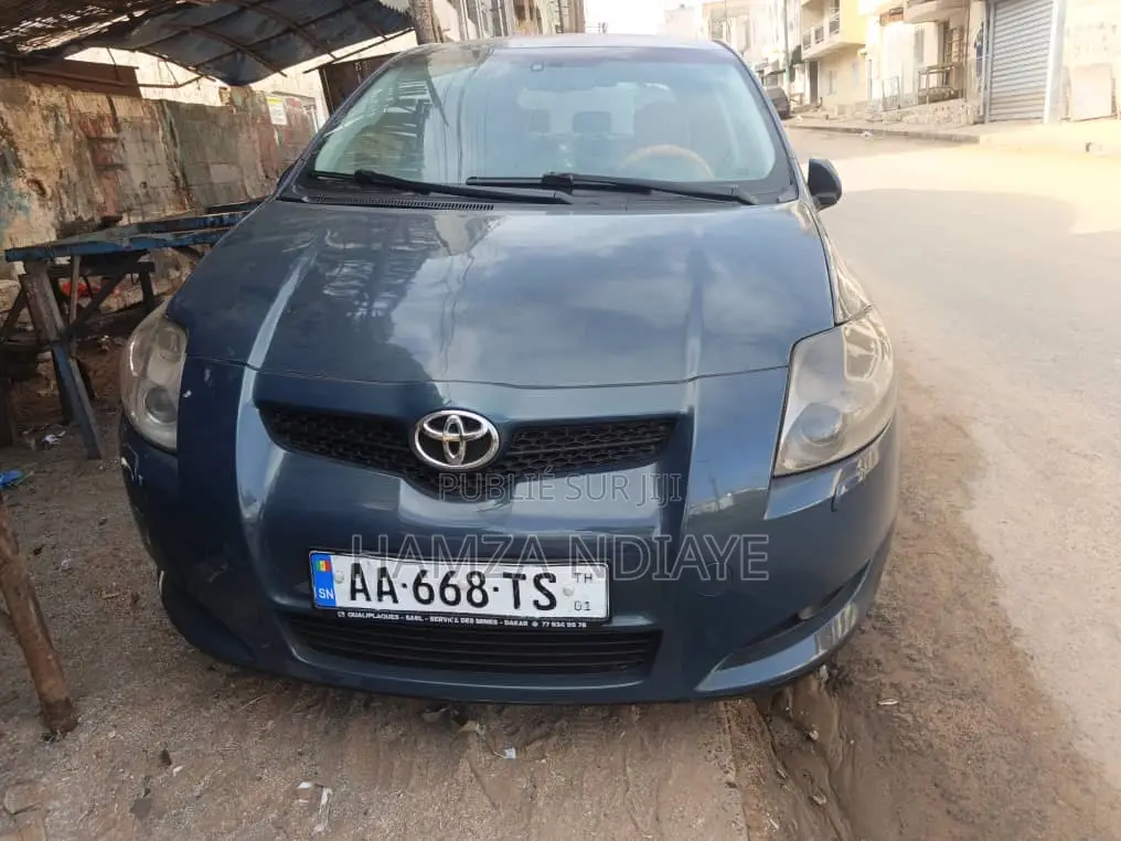 Toyota Auris 2010 Gris