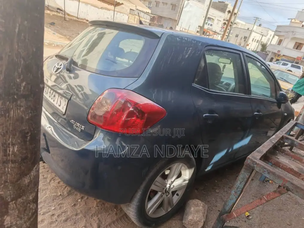 Toyota Auris 2010 Gris