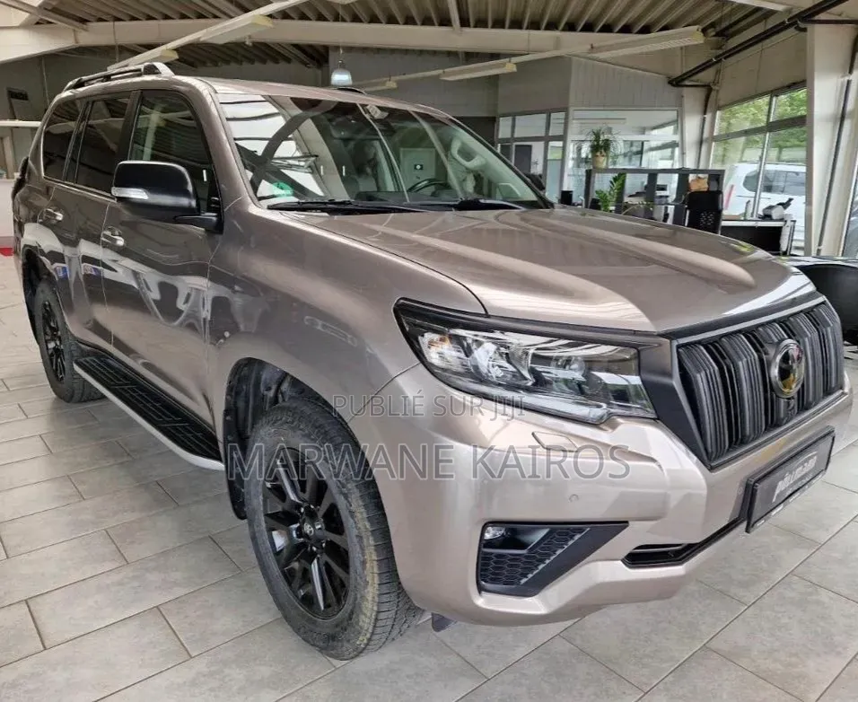 Toyota Land Cruiser Prado 2023 Beige