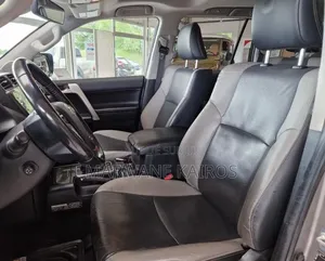Toyota Land Cruiser Prado 2023 Beige