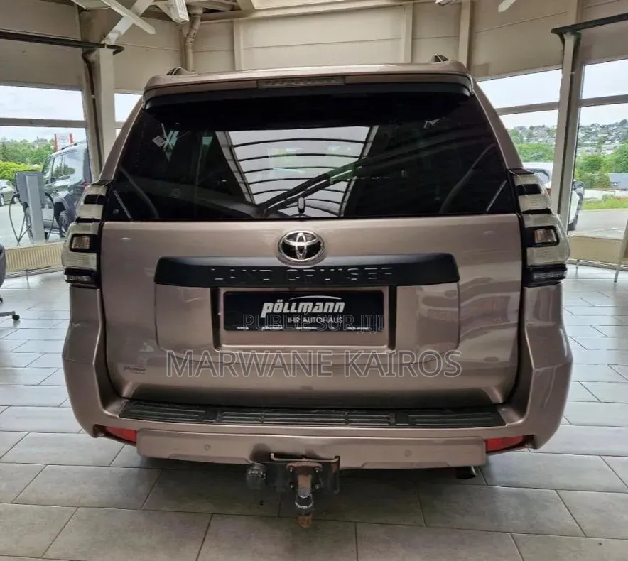 Toyota Land Cruiser Prado 2023 Beige