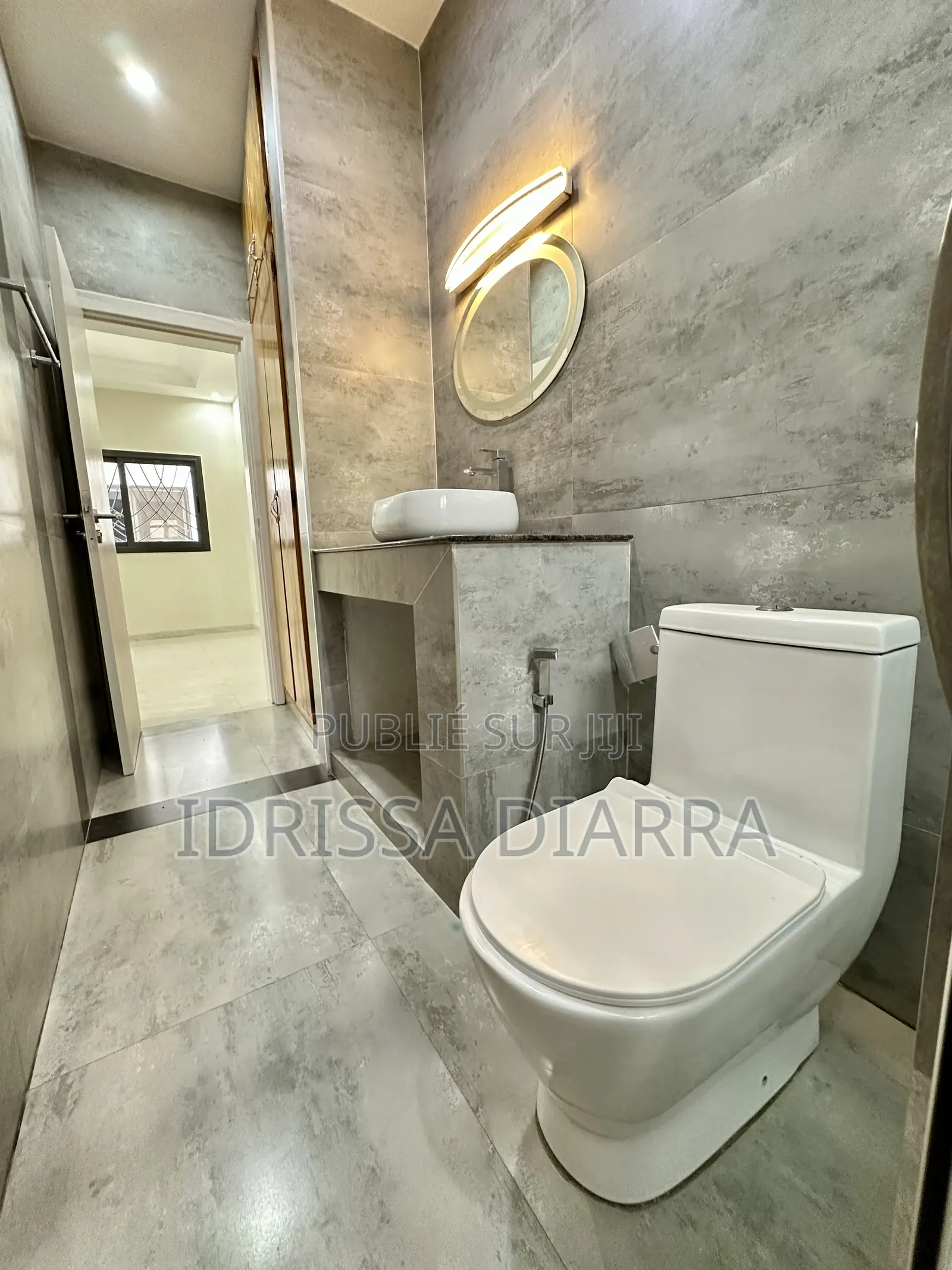 3chbre Appartement dans Ouakam à Louer