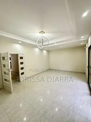 3chbre Appartement dans Ouakam à Louer