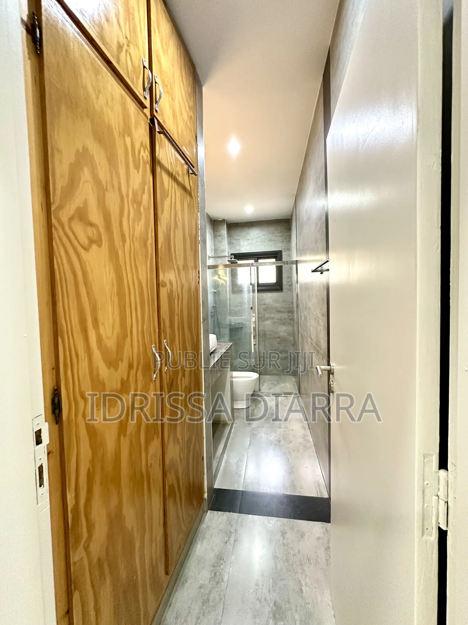 3chbre Appartement dans Ouakam à Louer