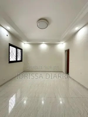3chbre Appartement dans Ouakam à Louer