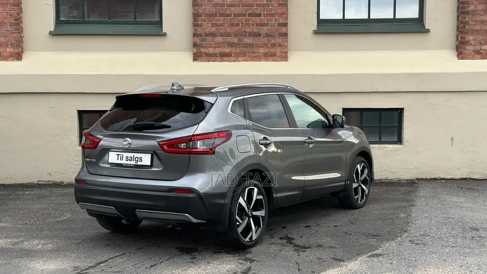 Nissan Qashqai 2018 Gris