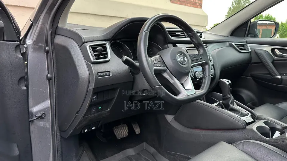 Nissan Qashqai 2018 Gris