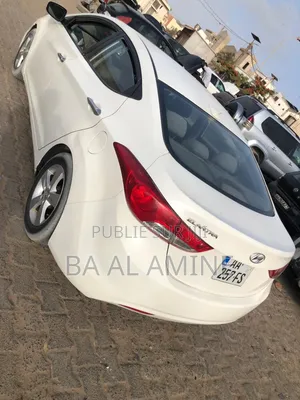 Hyundai Elantra 2013 Blanc