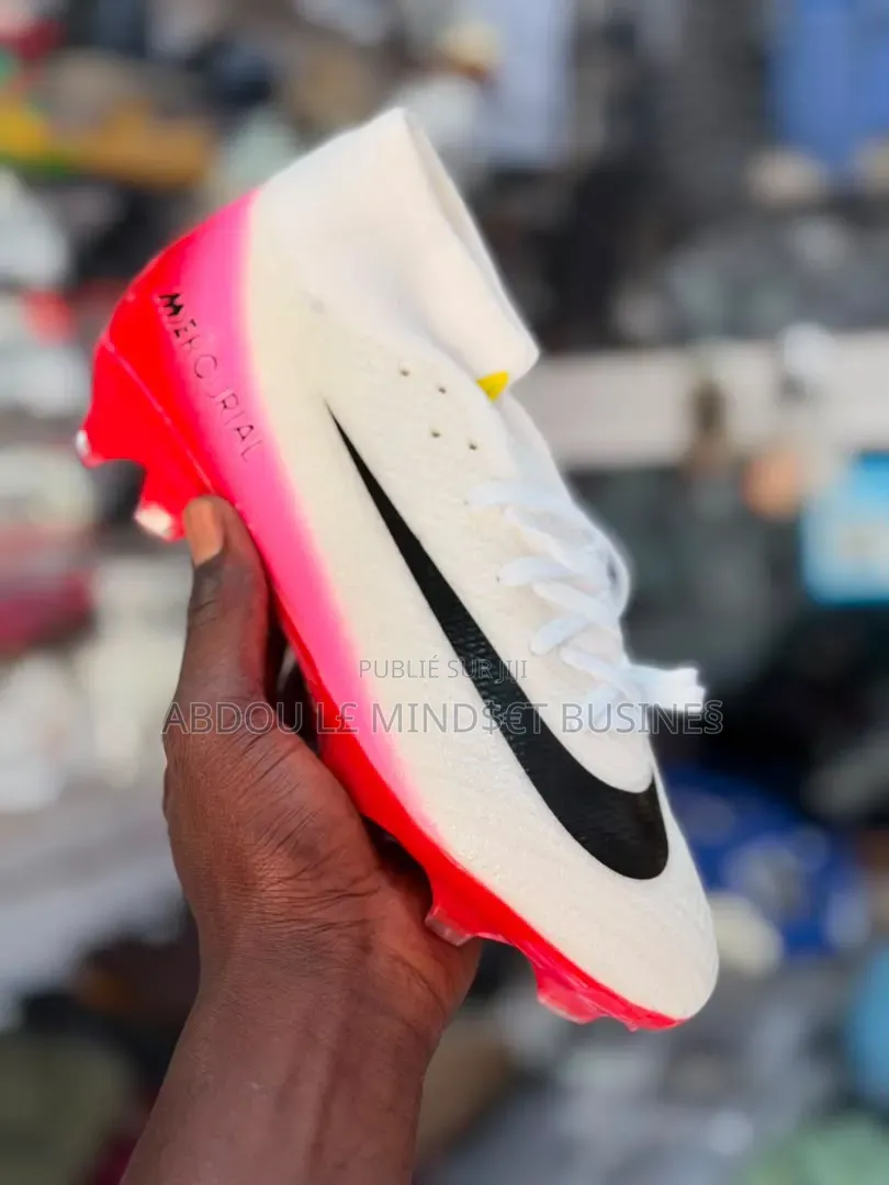 Godasse Air Zoom Disponible