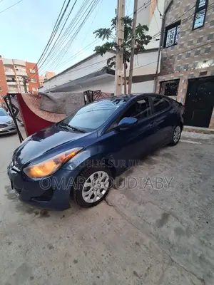 Hyundai Elantra Sport Sedan FWD (2.0L 4cyl 6A) 2016 Bleu