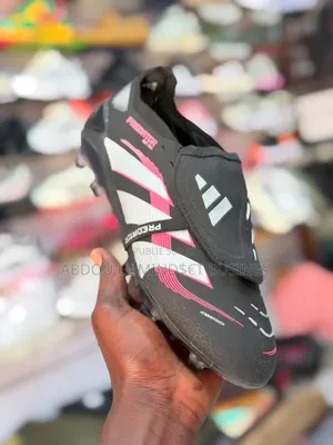 Predator Ancien Modèle Disponible