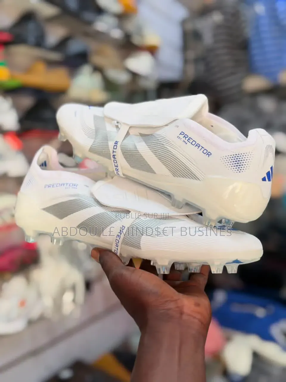 Predator Ancien Modèle Disponible