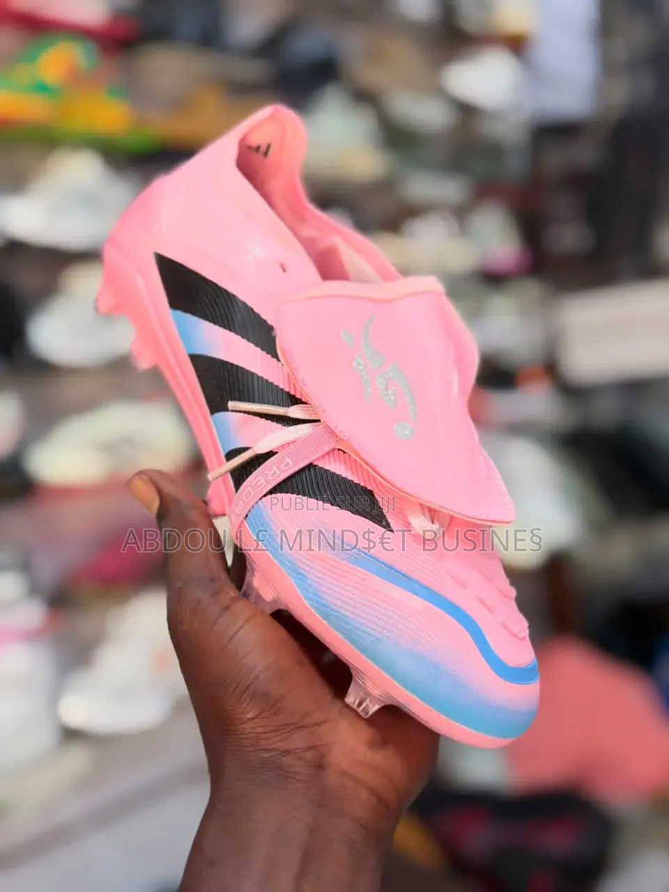 Predator Ancien Modèle Disponible