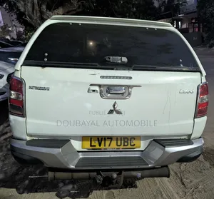 Mitsubishi L200 2017 Blanc