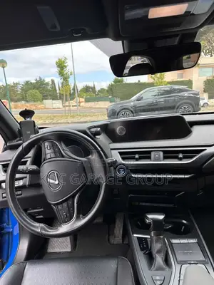 Lexus UX 2021 Bleu