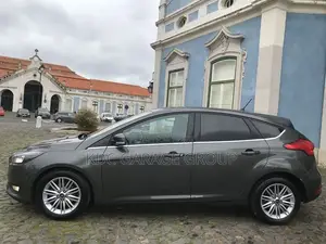 Ford Focus 2018 Gris