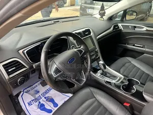 Ford Fusion 2016 Gris