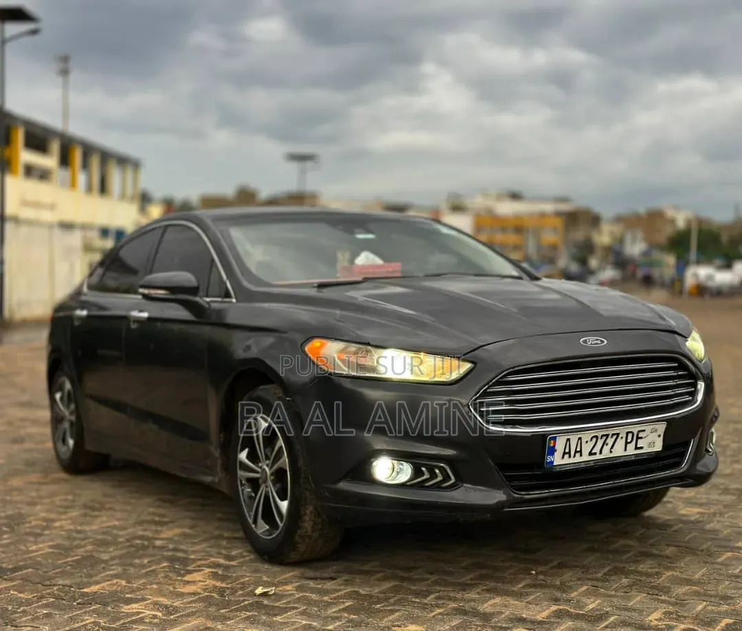 Ford Fusion 2015 Gris