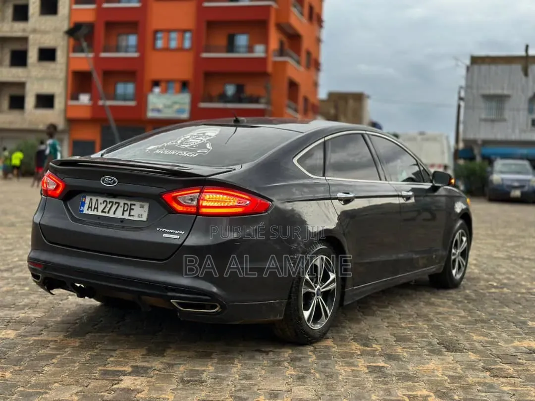 Ford Fusion 2015 Gris
