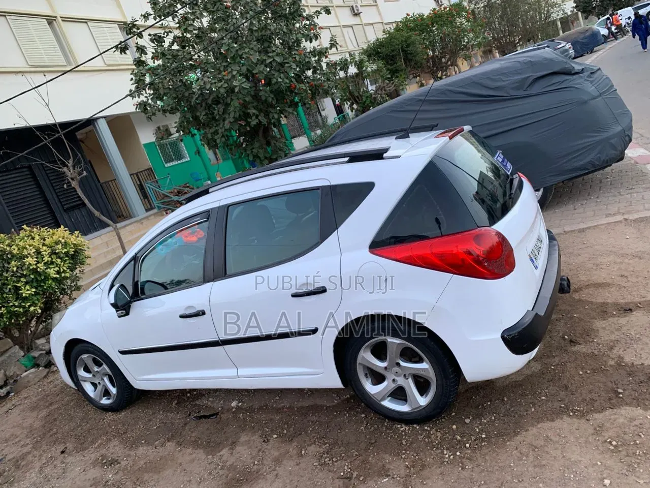 Peugeot 207 2009 Blanc