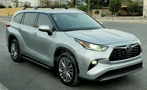 Toyota Highlander Platinum AWD 2023 Gris