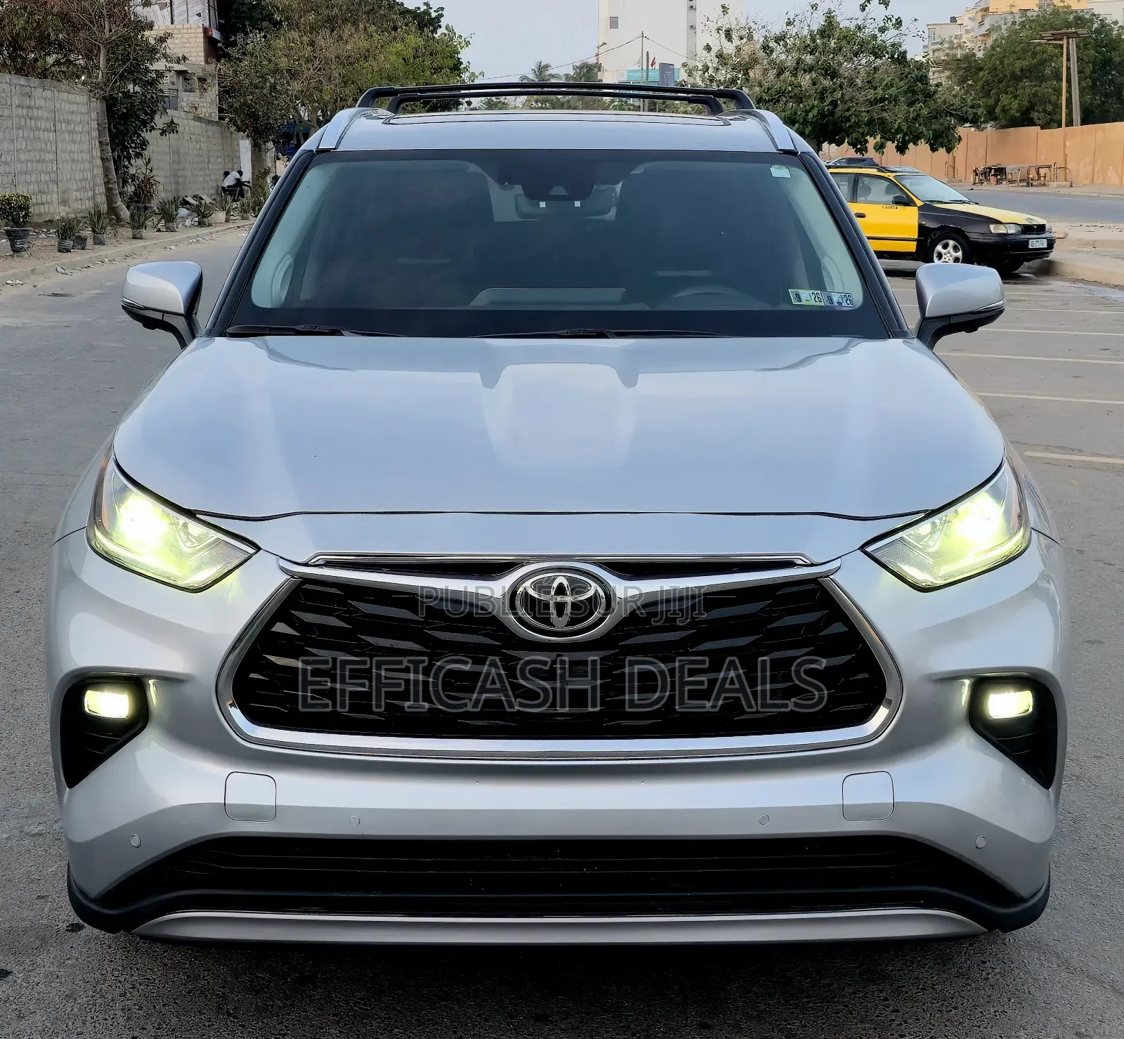 Toyota Highlander Platinum AWD 2023 Gris