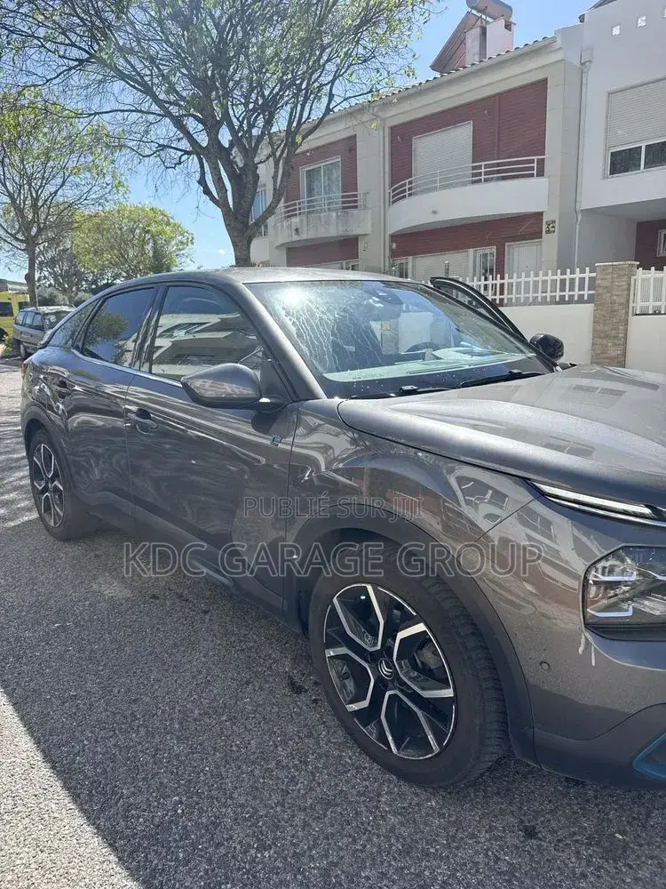 Citroen C4 2021 Gris