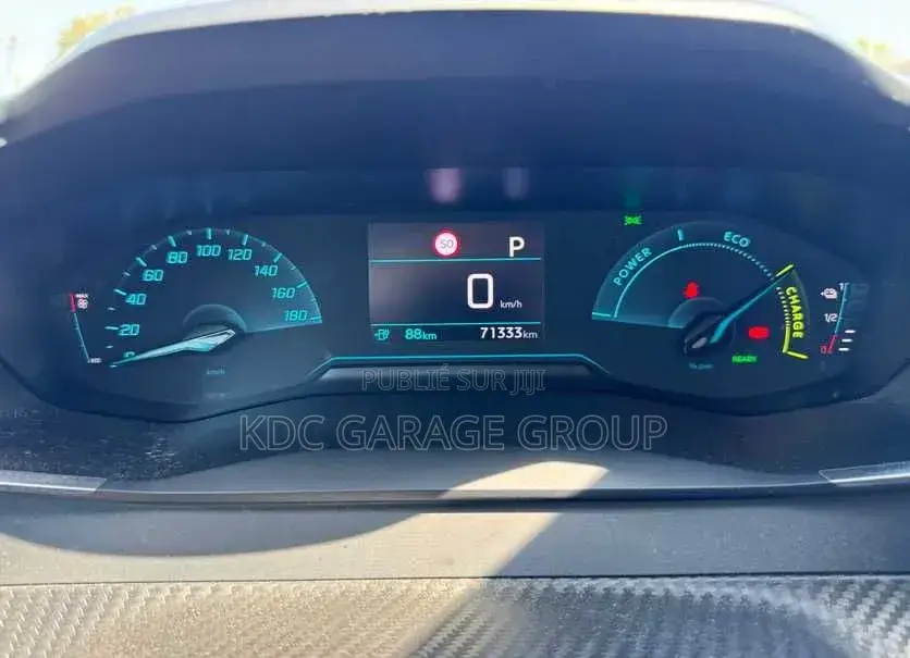 Peugeot 2008 2022 Gris