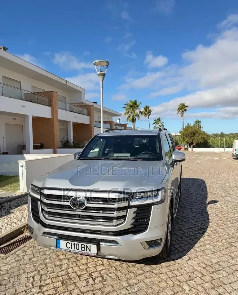 Toyota Land Cruiser 2025 Argenté