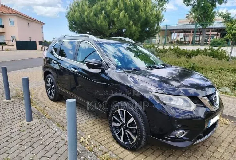 Nissan X-Trail 2015 Noir Mat