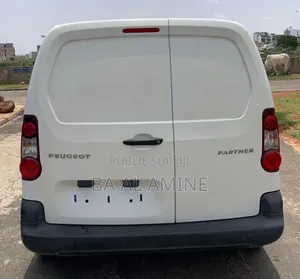 Peugeot Partenaire 2017 Blanc