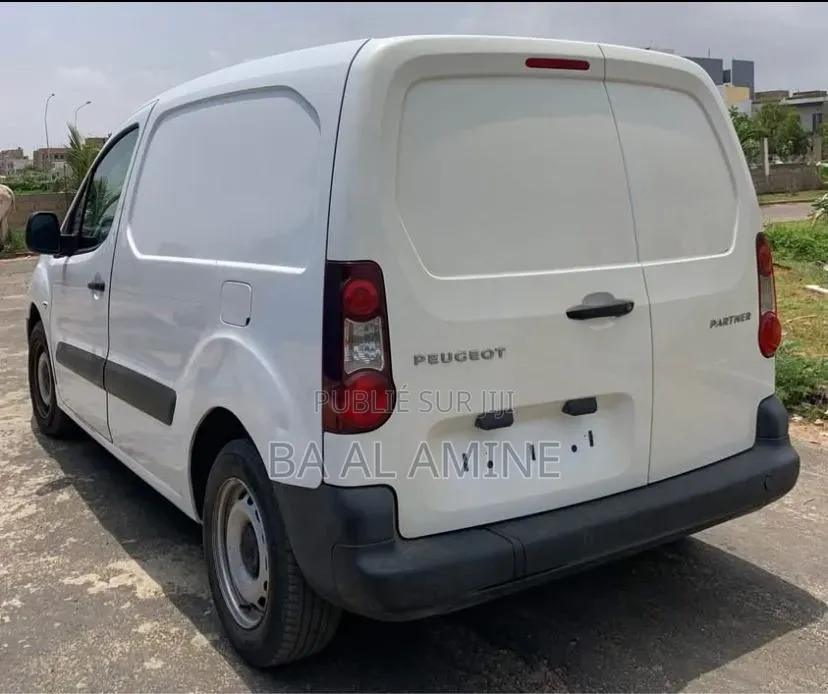 Peugeot Partenaire 2017 Blanc