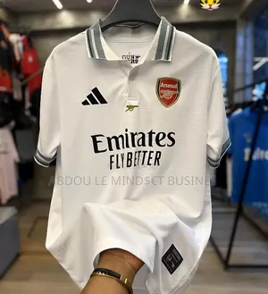Maillots Rétro Arsenal Disponible