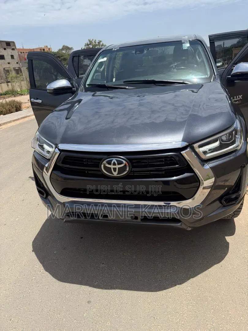Toyota Hilux 2021 Noir