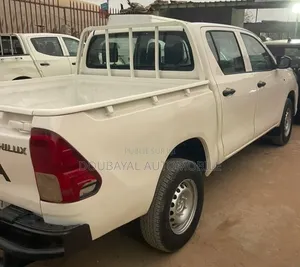 Toyota Hilux 2020 Blanc