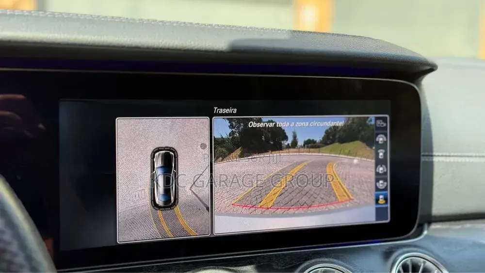 Mercedes-Benz E220 2019 Gris
