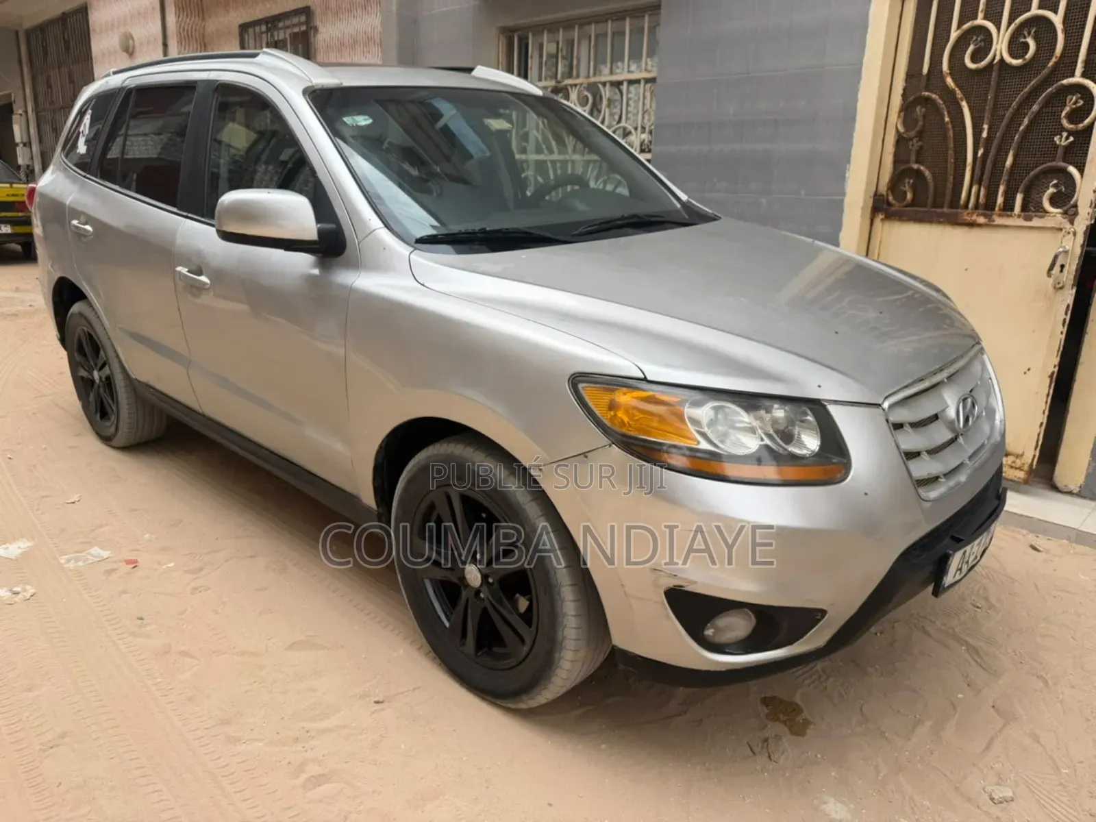 Hyundai Santa Fe 2011 Noir Mat