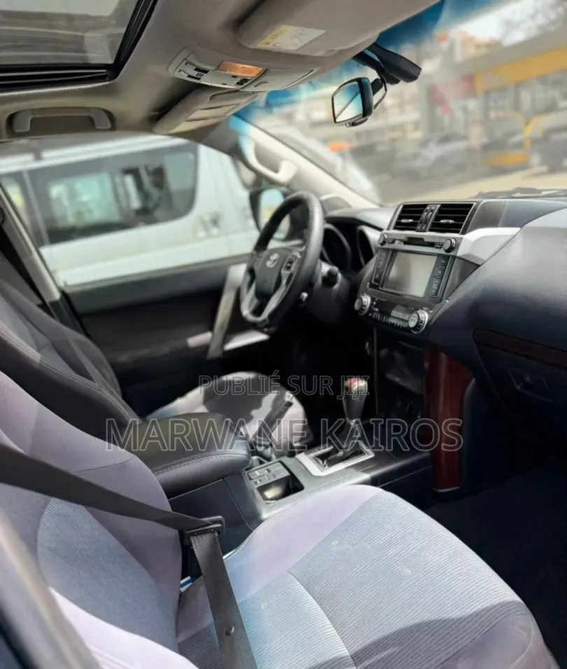 Toyota Land Cruiser Prado 2018 Noir