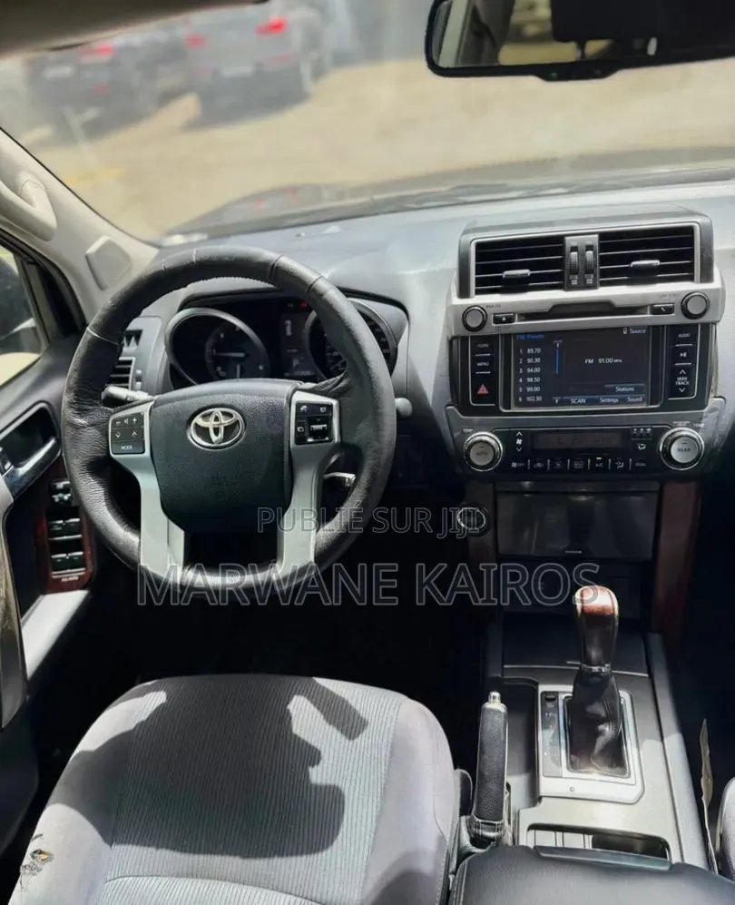 Toyota Land Cruiser Prado 2018 Noir