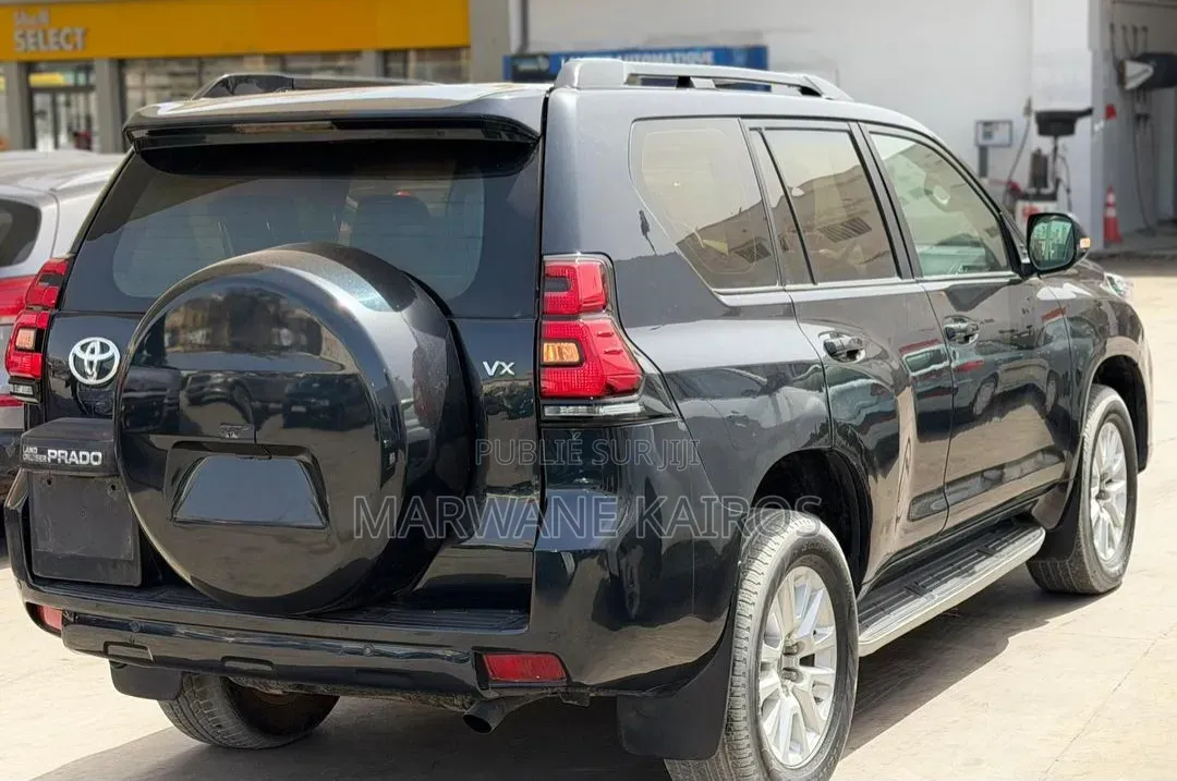 Toyota Land Cruiser Prado 2018 Noir