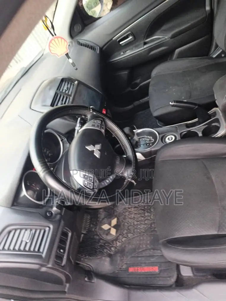 Mitsubishi RVR 2013 Gris